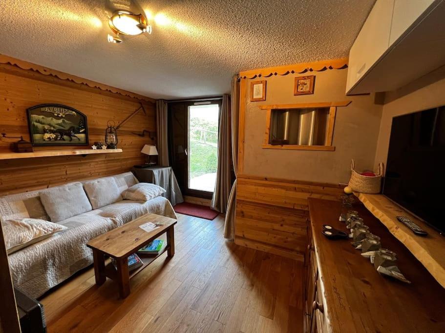 Appartement La Clusaz Avec Terrasse Sur Les Pistes De Ski Manigod Kültér fotó